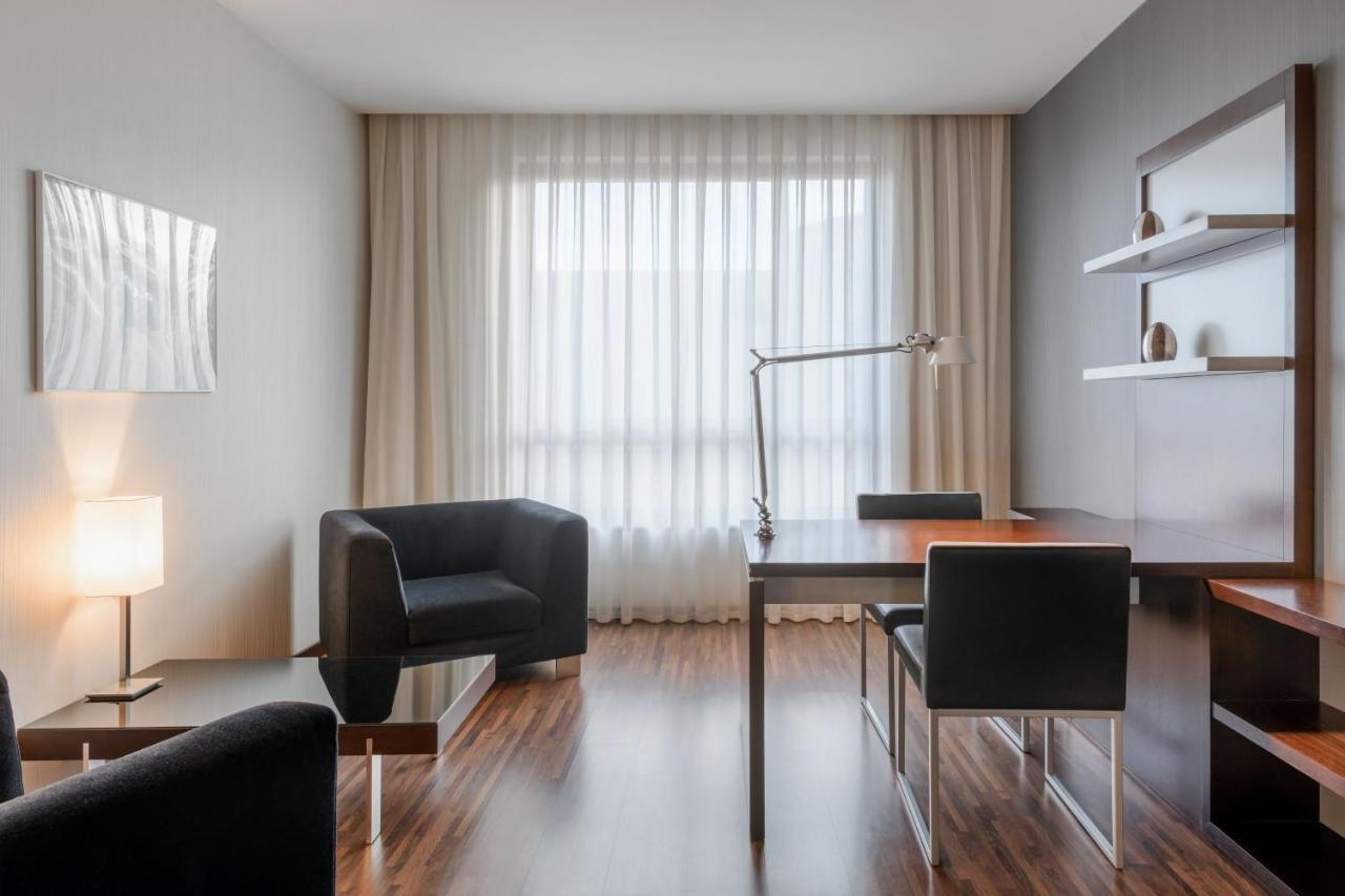 Ac Hotel By Marriott Madrid Airport Coslada Ngoại thất bức ảnh