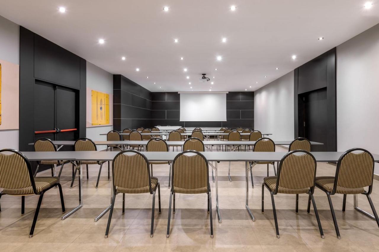 Ac Hotel By Marriott Madrid Airport Coslada Ngoại thất bức ảnh