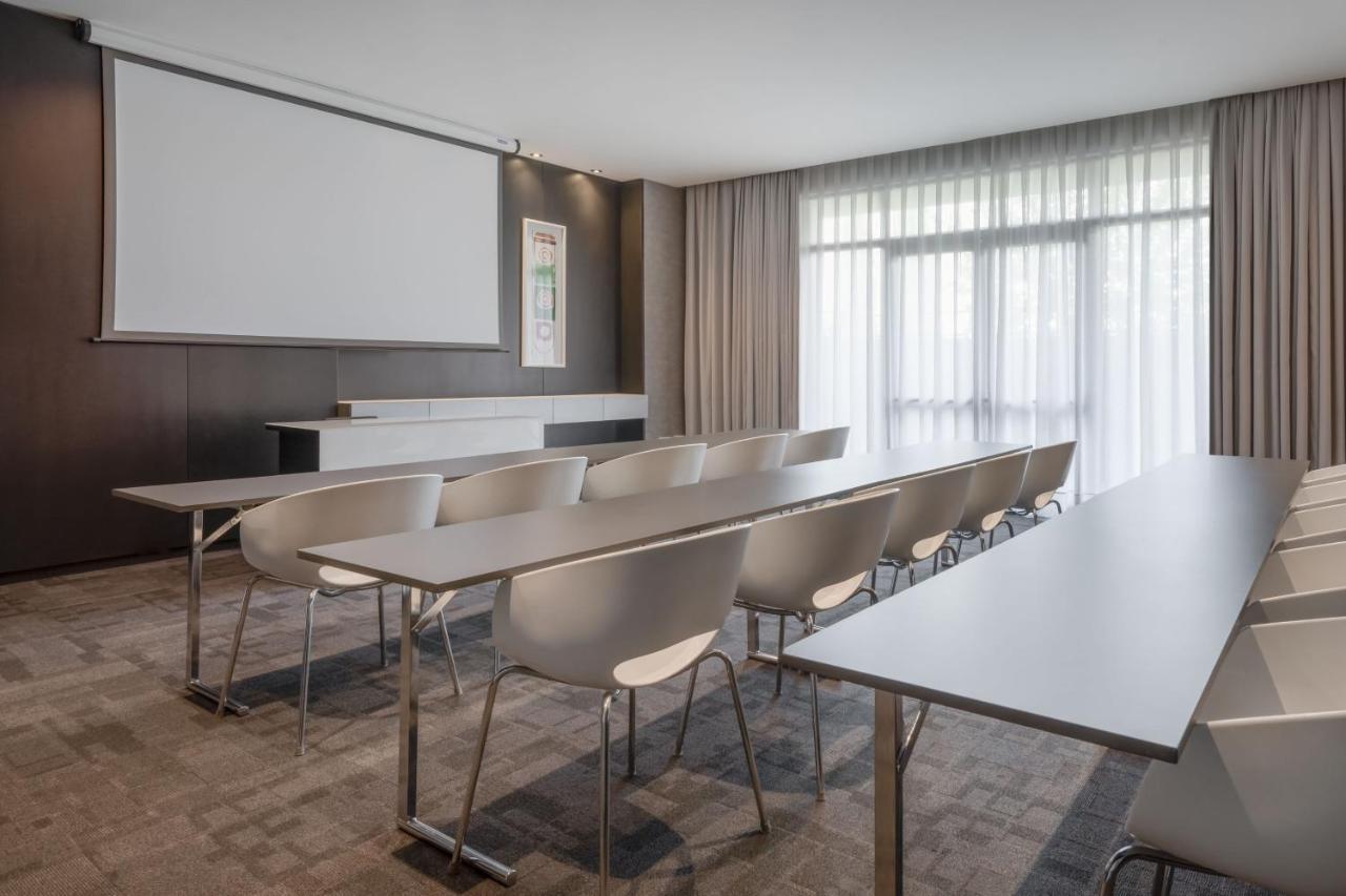 Ac Hotel By Marriott Madrid Airport Coslada Ngoại thất bức ảnh